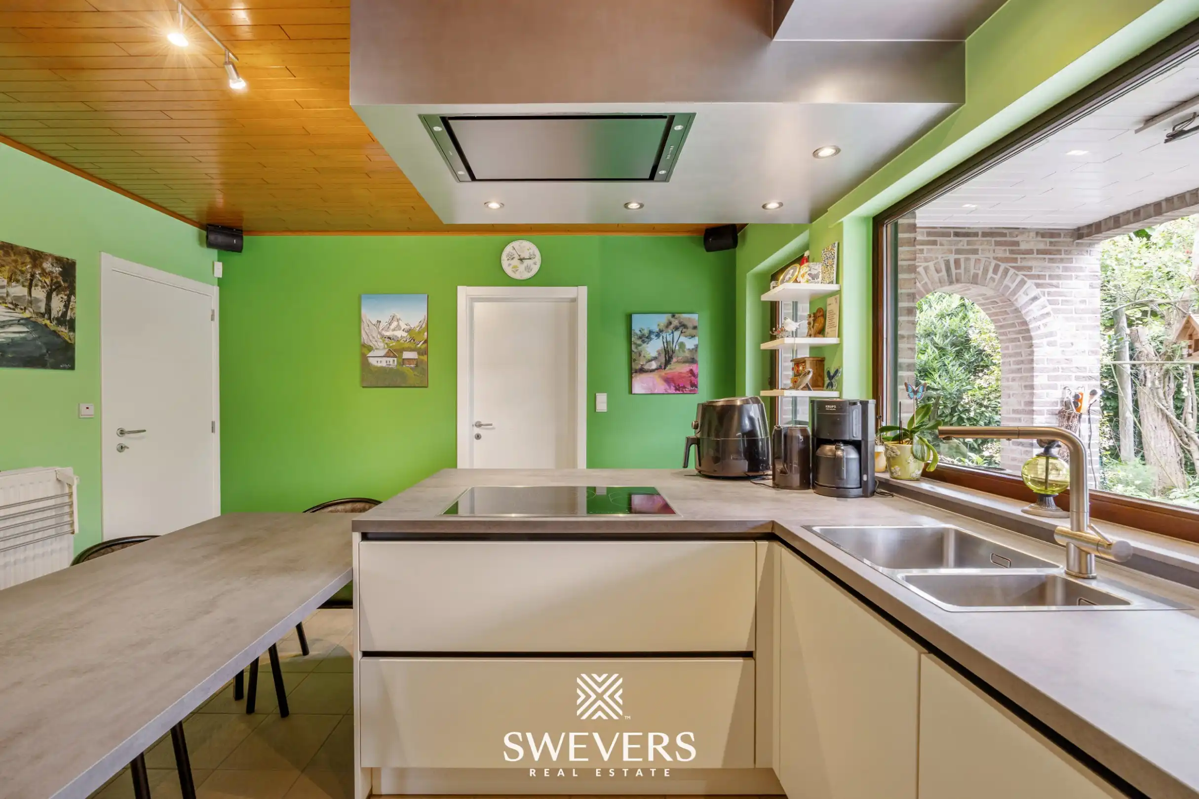 Ruim wonen in alle rust: open gezinswoning (242 m²) op breed perceel van 13 are in Herk-de-Stad foto 10