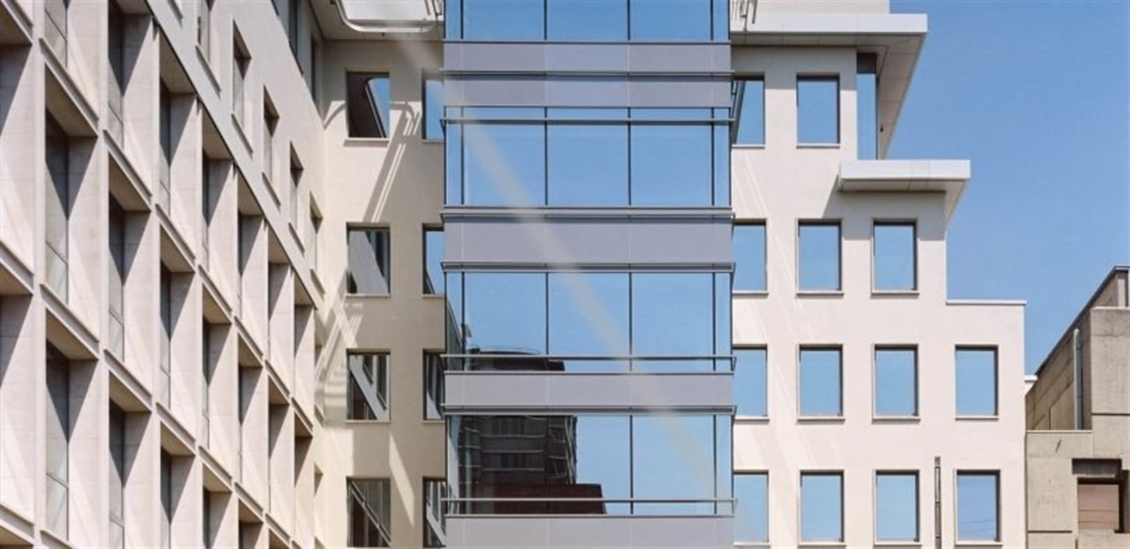 MONTOYER 47: kantoor te huur vanaf 130m² foto 2