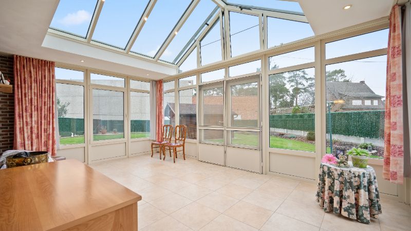 Landhuis van 278m² op 12 are nabij het centrum foto 9