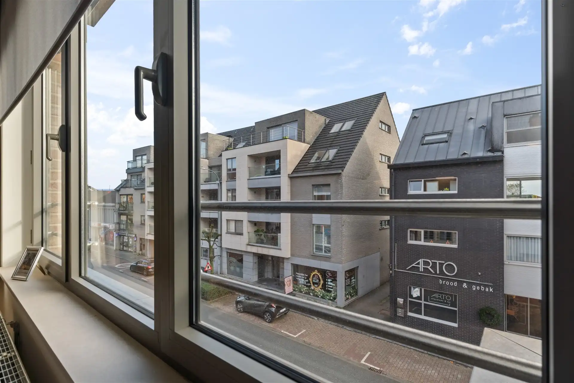 Top gelegen appartement te Stekene foto 7