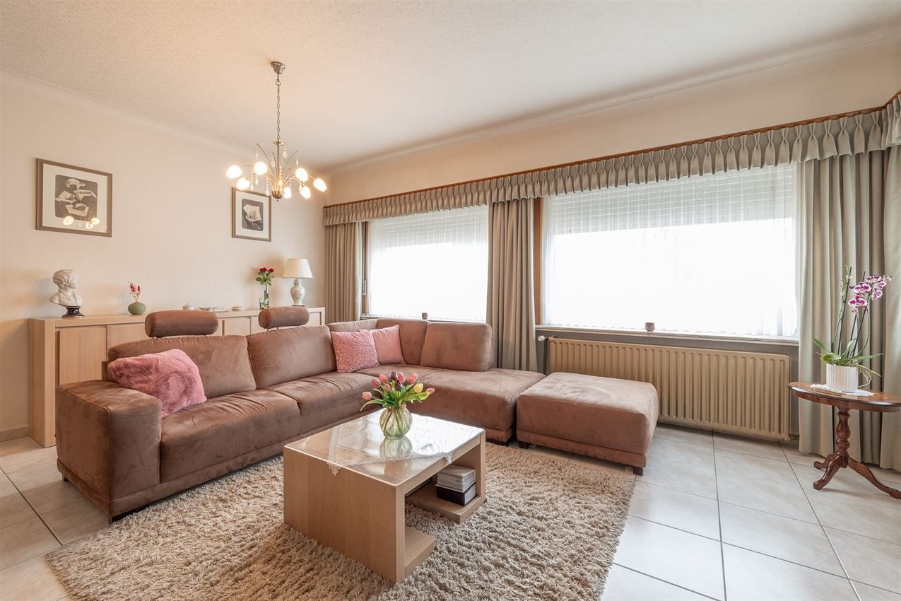 Label c, 4 slpk, mooie tuin, traplift, vernieuwd foto 6