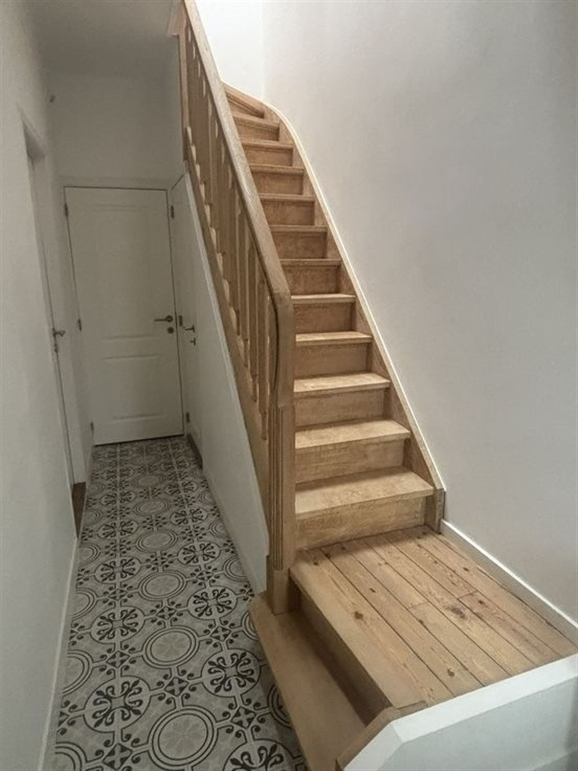 Mooi gerenoveerde woning met tuin! foto 2