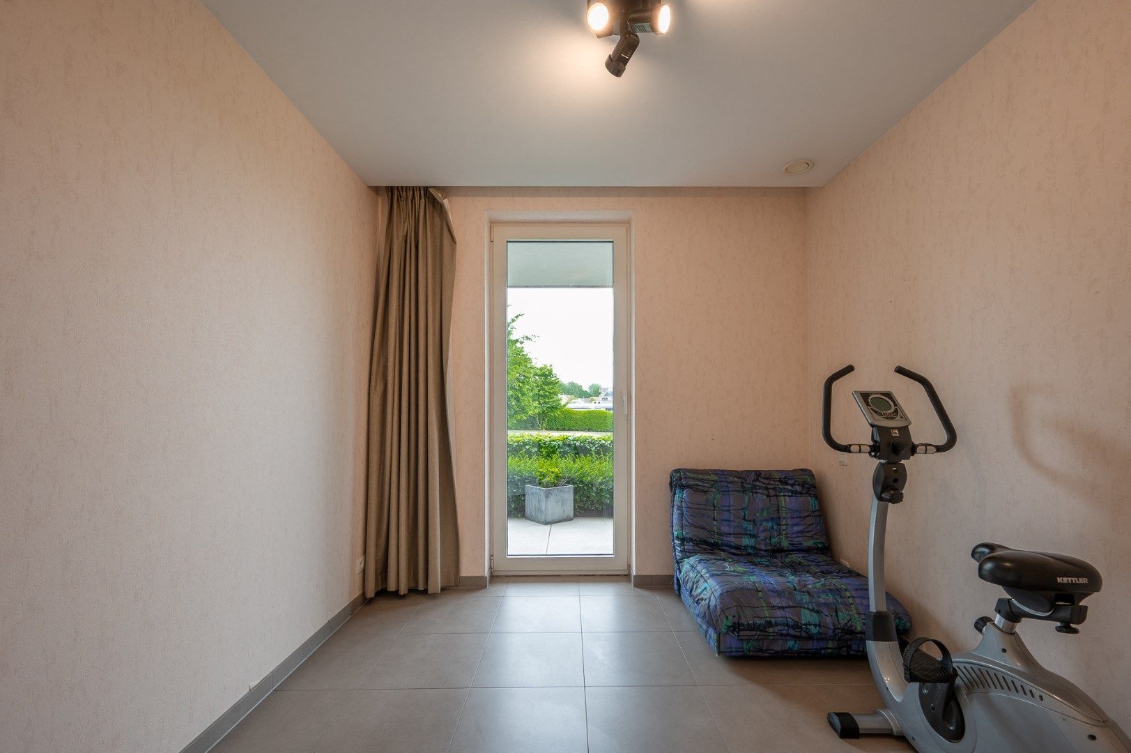 Recent appartement op rustige ligging nabij het Lappersfortbos te Brugge foto 7