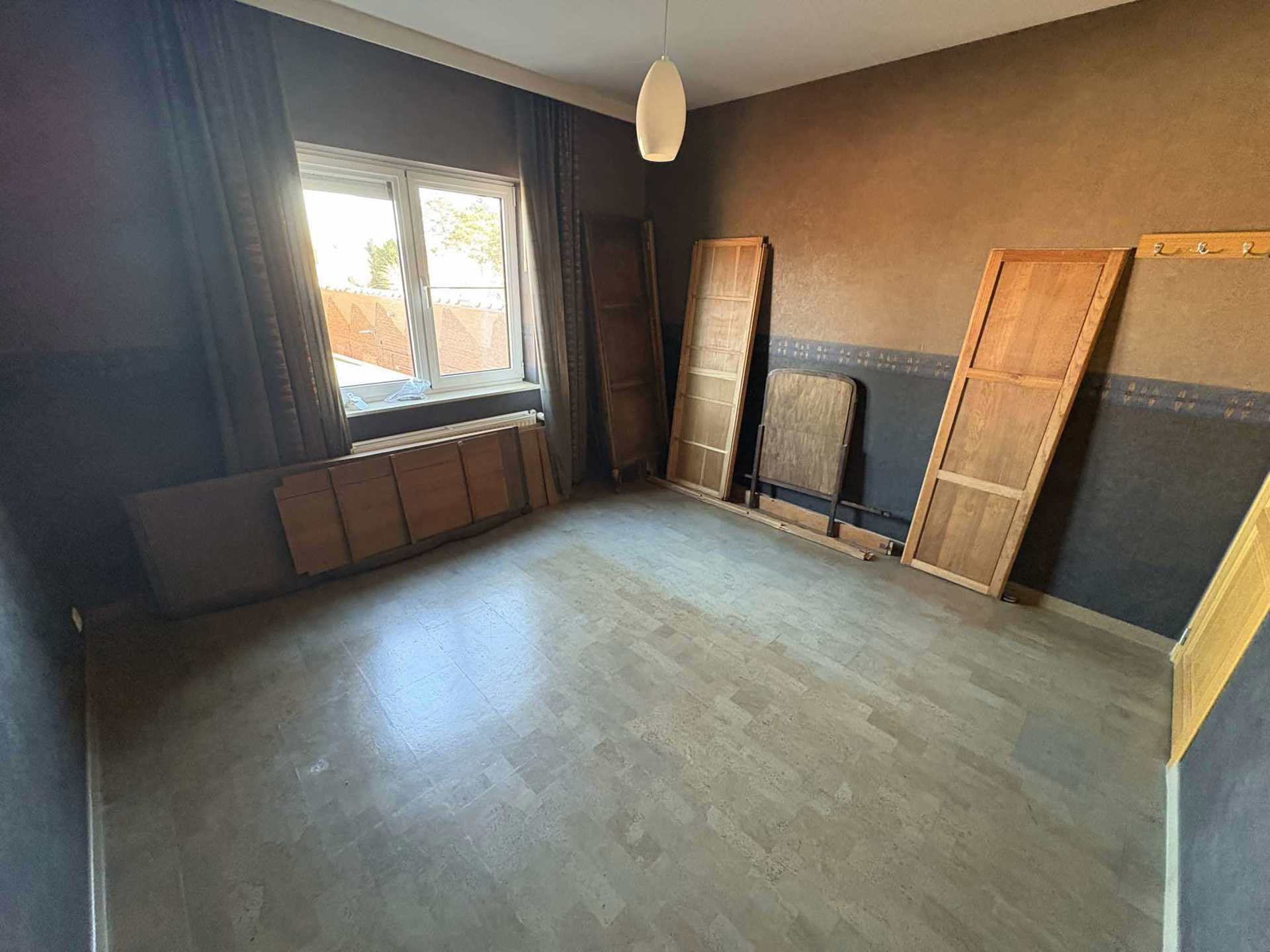 Ruim appartement met autostaanplaats foto 13