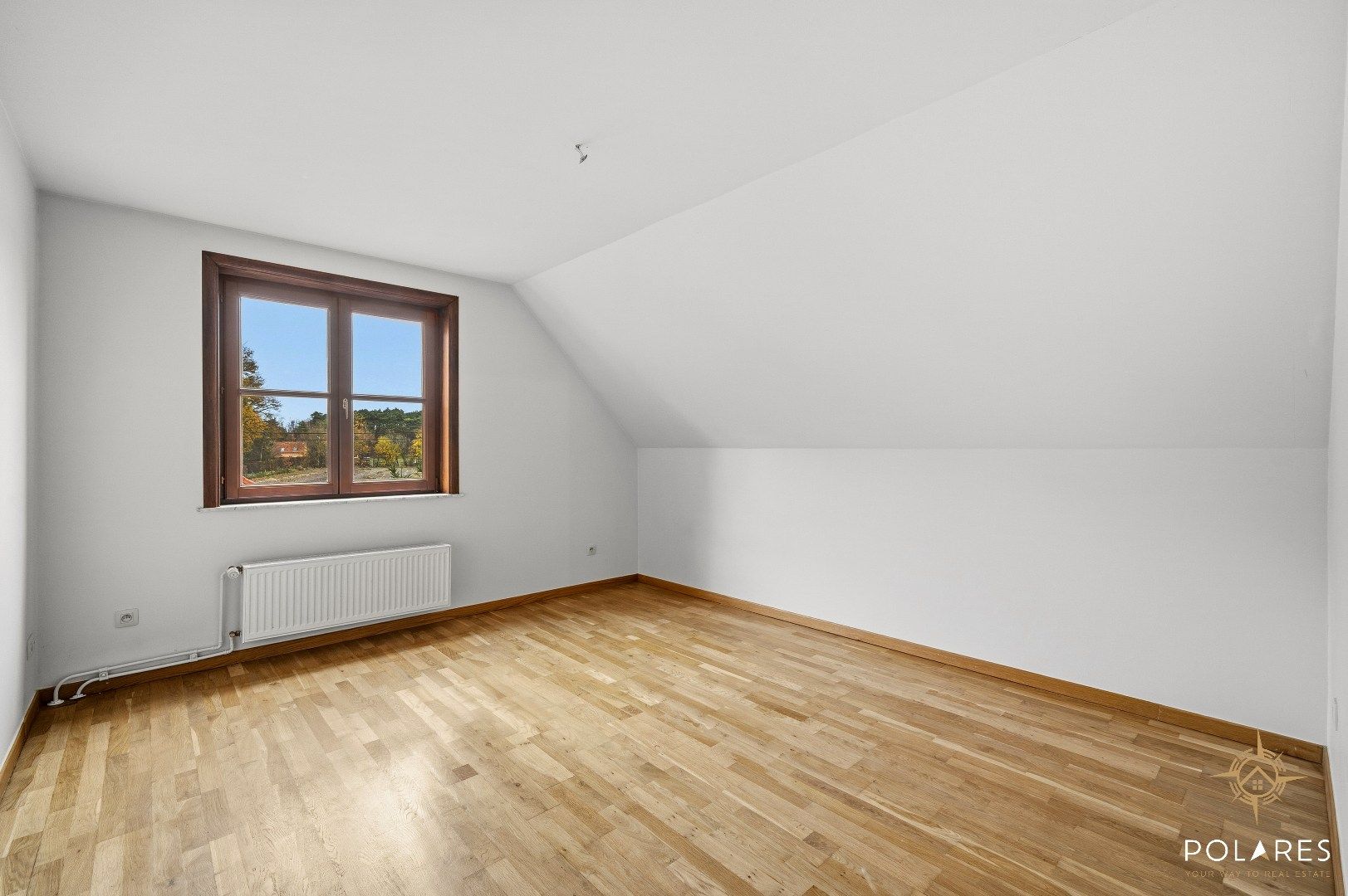 Ruime gezinswoning in een groene omgeving foto 14