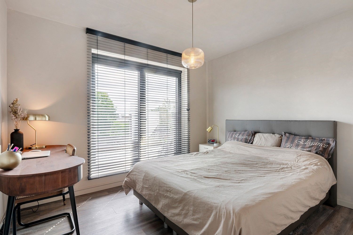 Instapklaar dakappartement met terras in centrum Putte foto 24