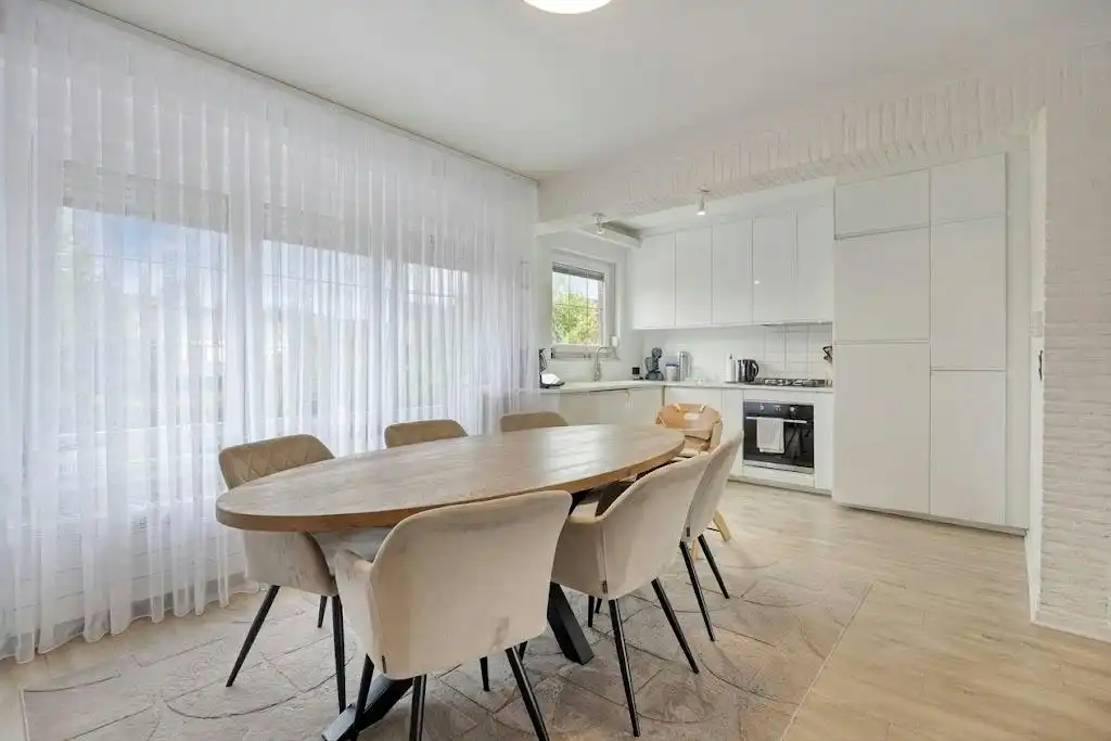 Huis met 3 slaapkamers te koop in de Vogeltjeswijk te Hoboken foto 8
