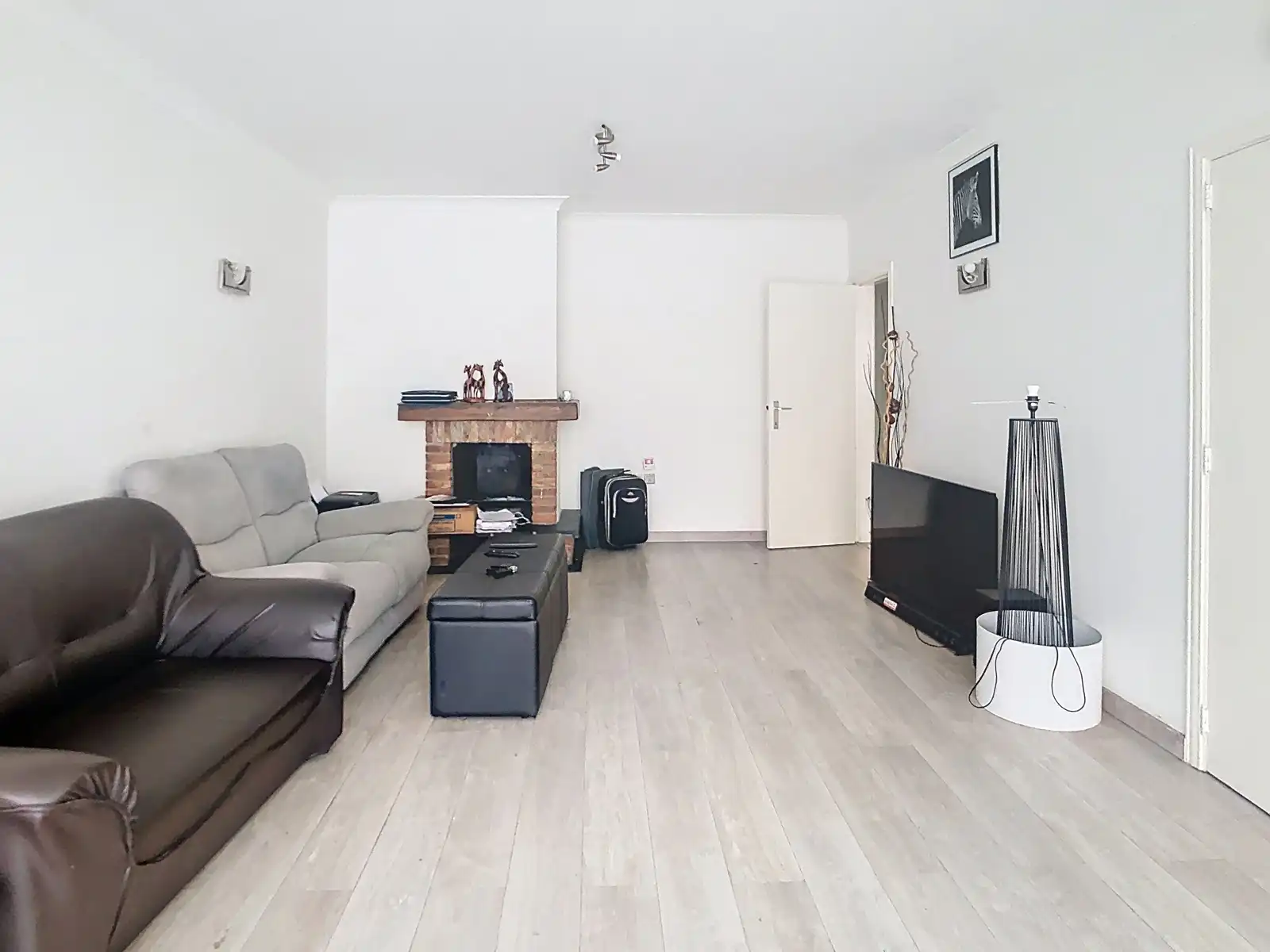 Te renoveren appartement met 2 slaapkamers en garage foto 7