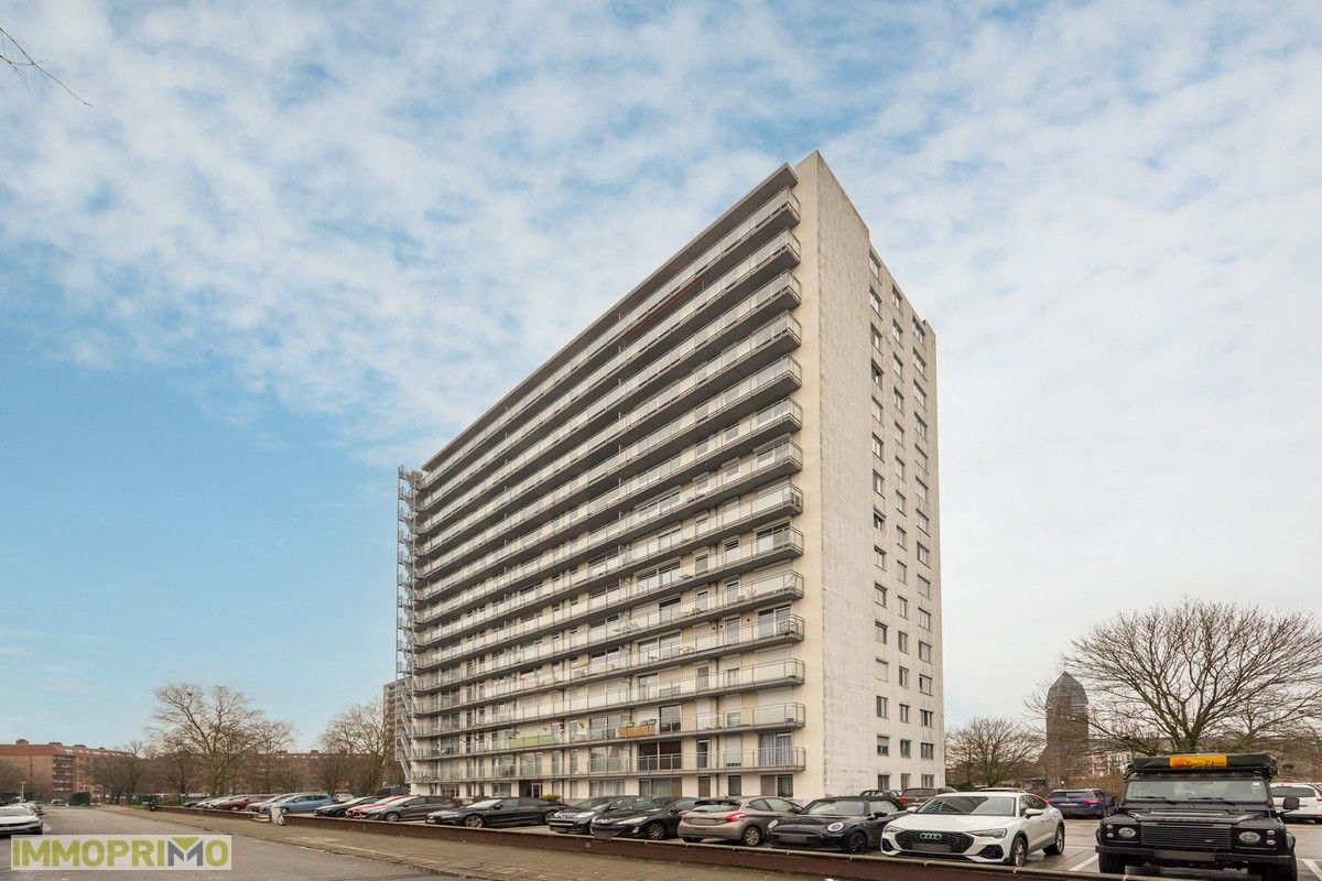 Gelijkvloersappartement met 2 slaapkamers. foto 2