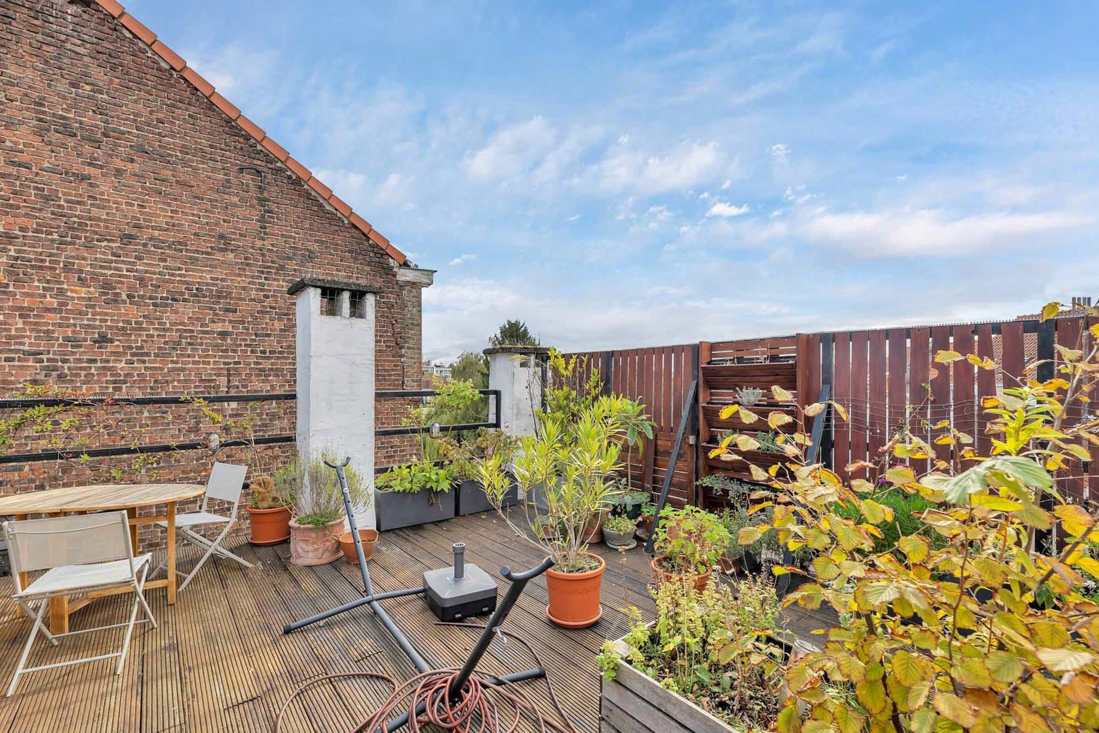 Instapklaar app. met groot terras van 40m² op goede ligging! foto 20