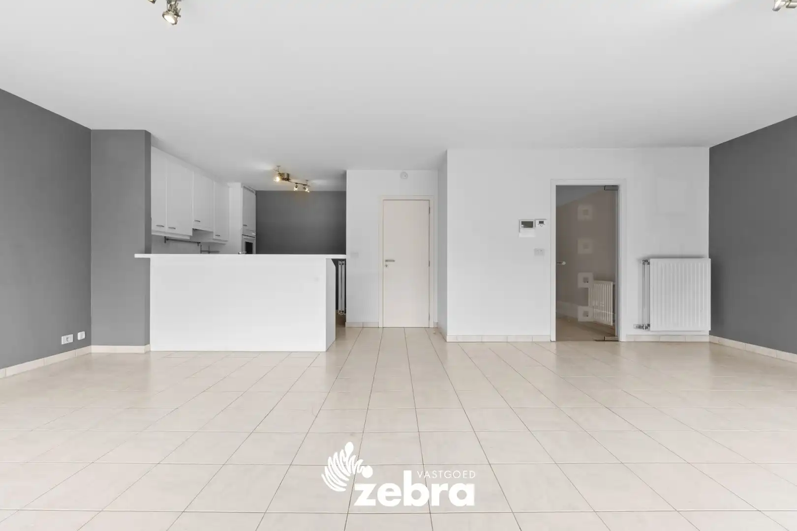 Gelijkvloers 1-slaapkamer appartement met groen zicht te Roeselare! foto 6