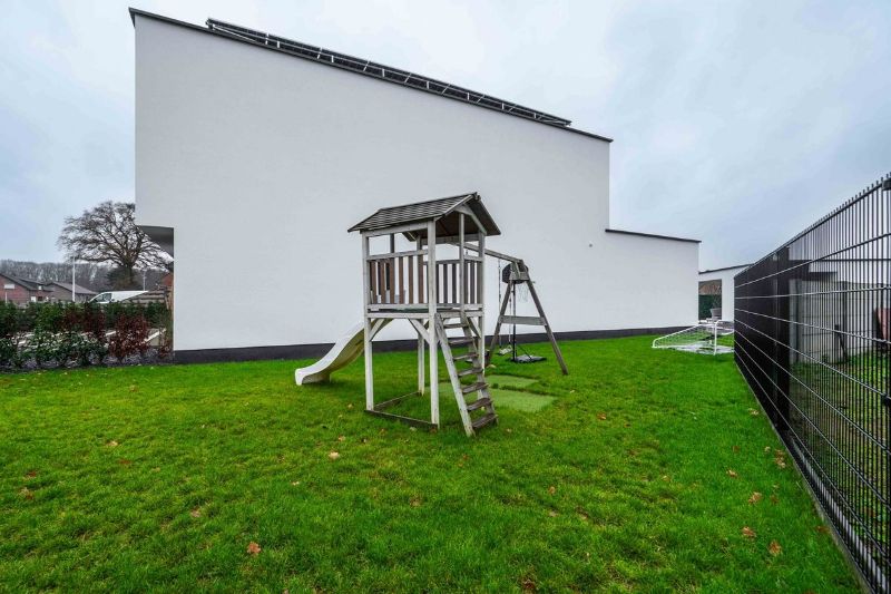 Exclusieve villa met zwembad foto 32