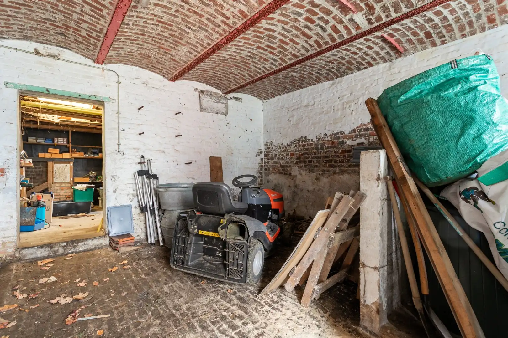 Ruime woning met veel potentieel in een groene omgeving op 39a foto 24