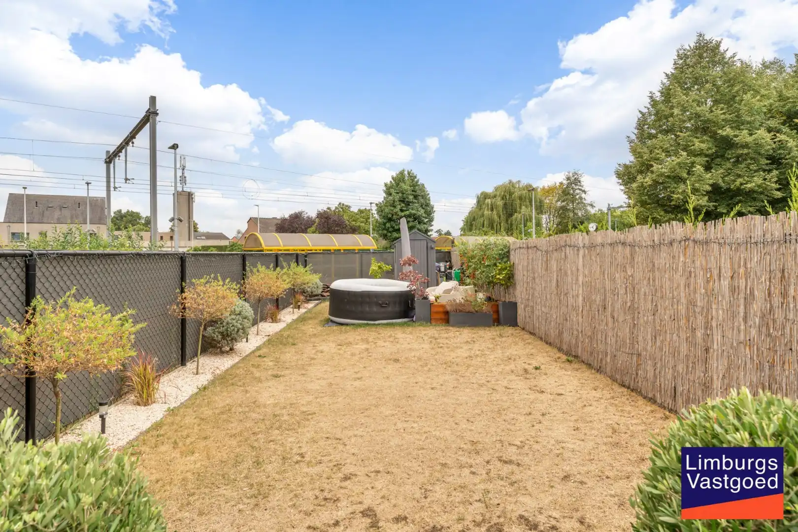 Gelijkvloers appartement (95m²), 2 slpk, ruim terras/tuin, autostaanplaats + kelderberging foto 20
