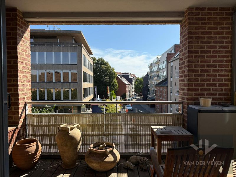 RUIM GEMEUBELD 3-SLPK APPARTEMENT foto 5