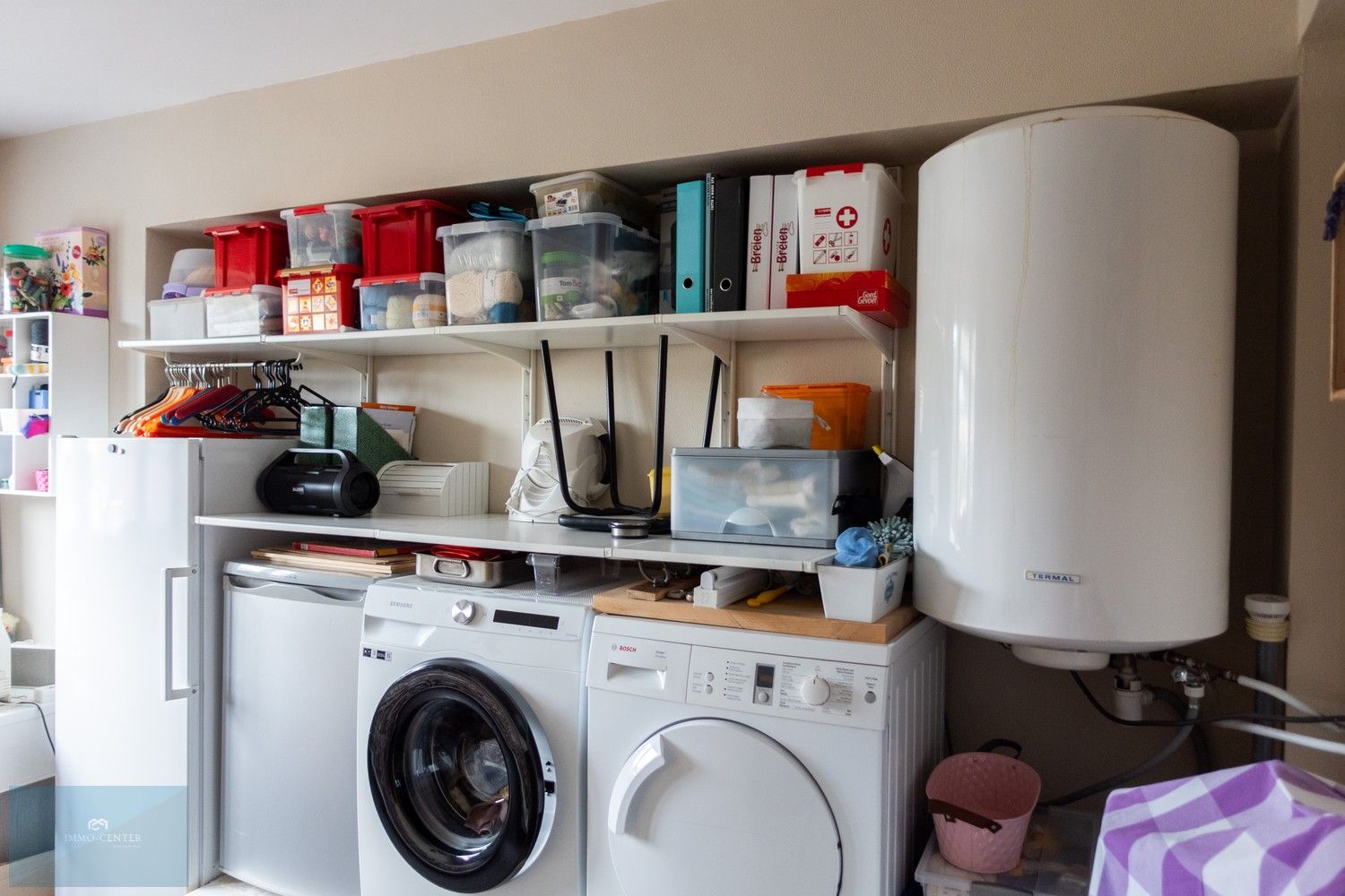 Instapklaar 2-slaapkamerappartement met terras op topligging in Genk foto 23