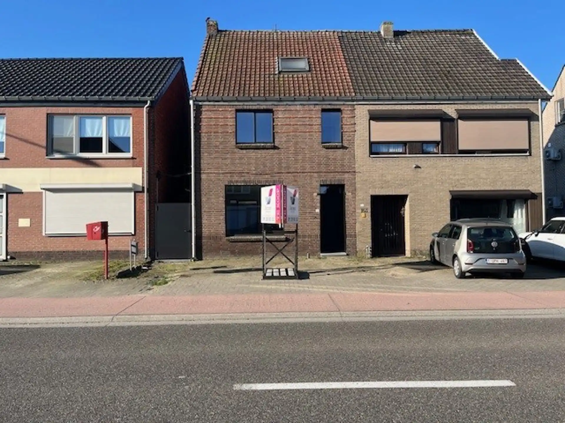 RUIME GERENOVEERDE WONING  foto 15