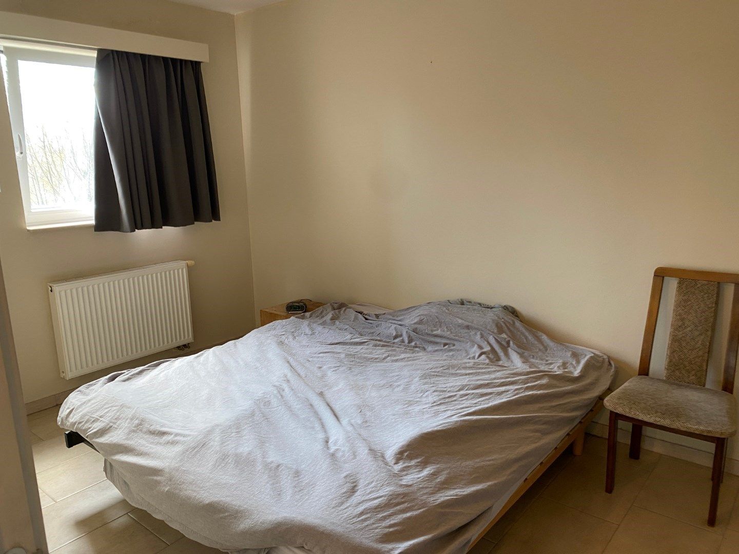 Eigentijds appartement met  autostaanplaats en kelder. Geen vaste kosten. foto 11