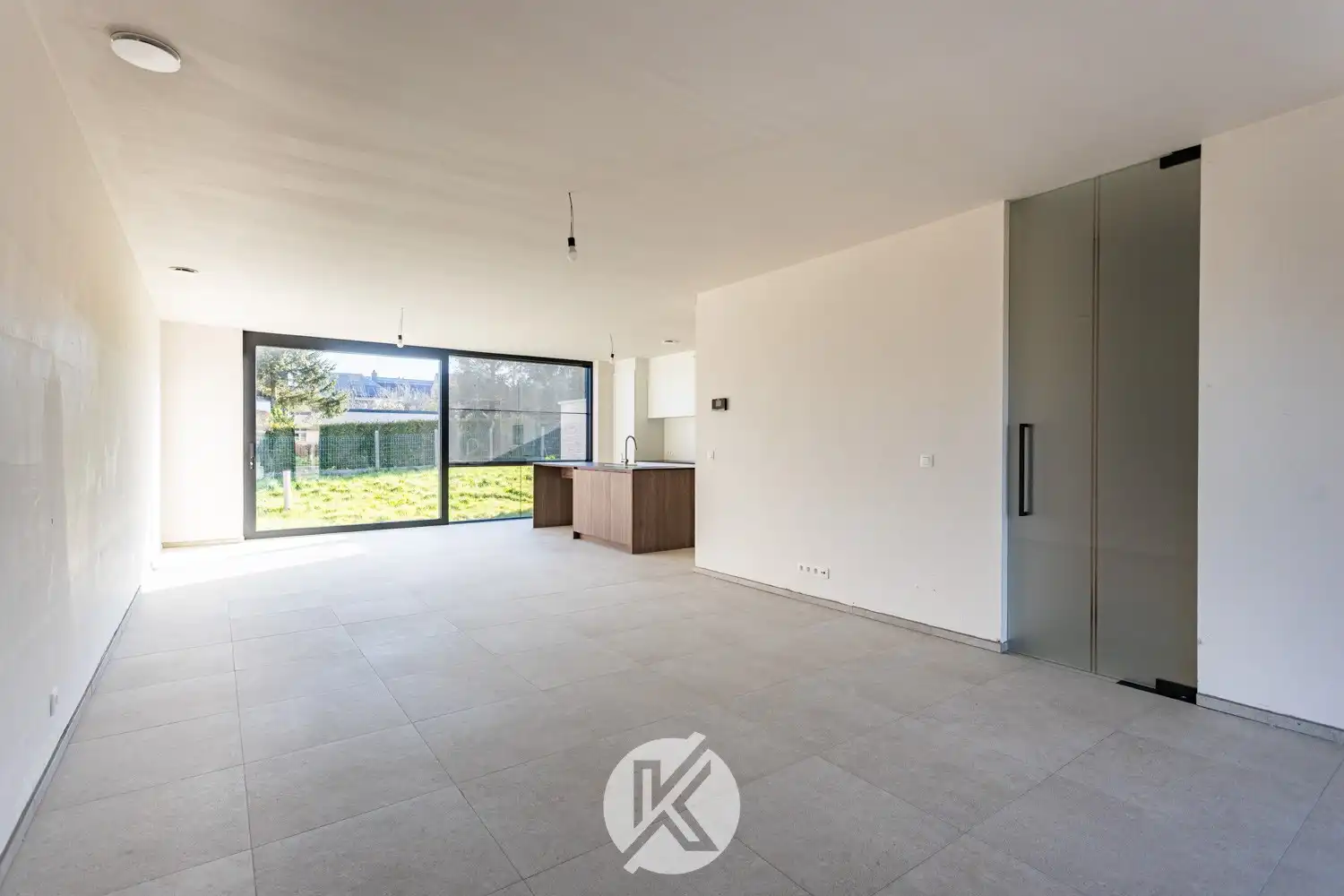 Halfopen nieuwbouwwoning op een rustige ligging foto 7