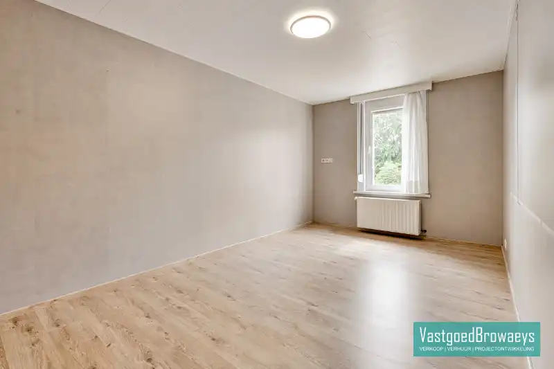 Instapklare woning zonder renovatieverplichting foto 11
