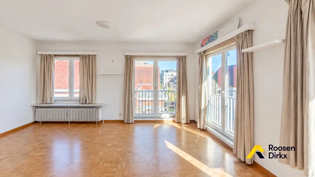 Appartement (95m²) met 2 slaapkamers in hartje Bree foto 3