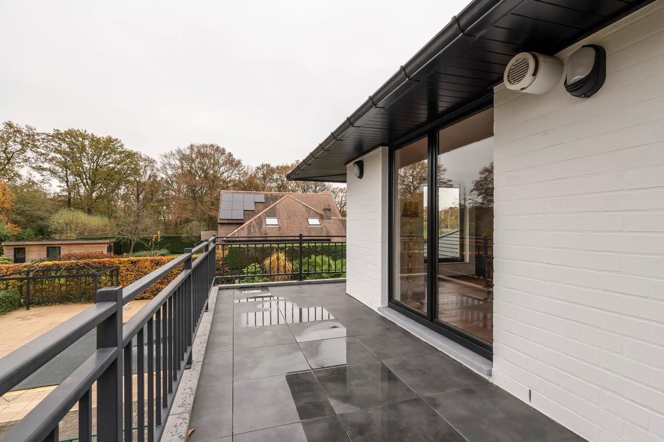 Charmant open bebouwing met panoramisch zicht en grote tuin foto 28