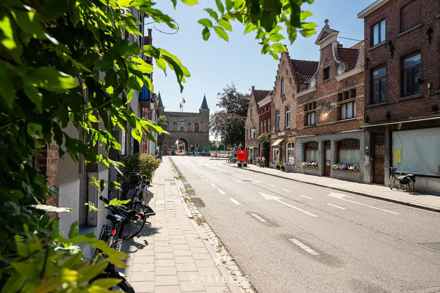 Ruime duplex met terras van 43 m² in hartje Brugge foto 30
