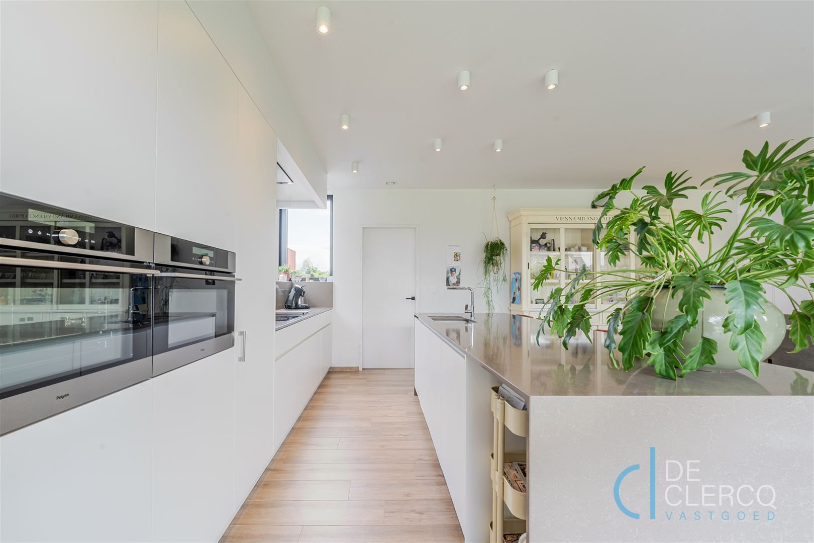 Nieuwbouwwoning op toplocatie in centrum Lochristi!  foto 8