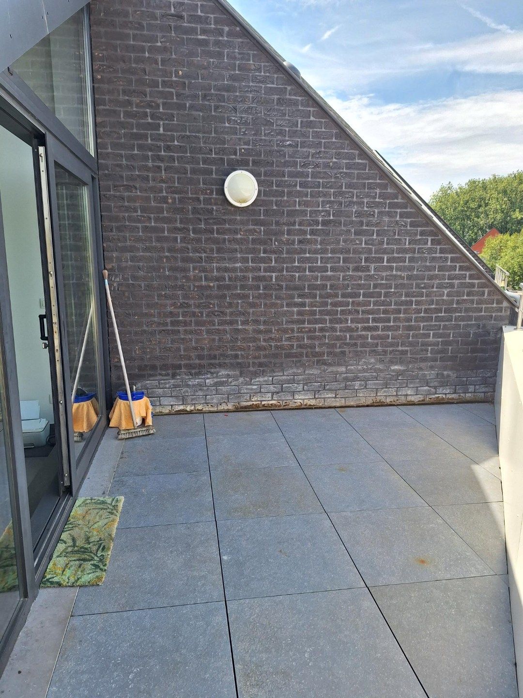 duplex met garage en parkeerplaats foto 4
