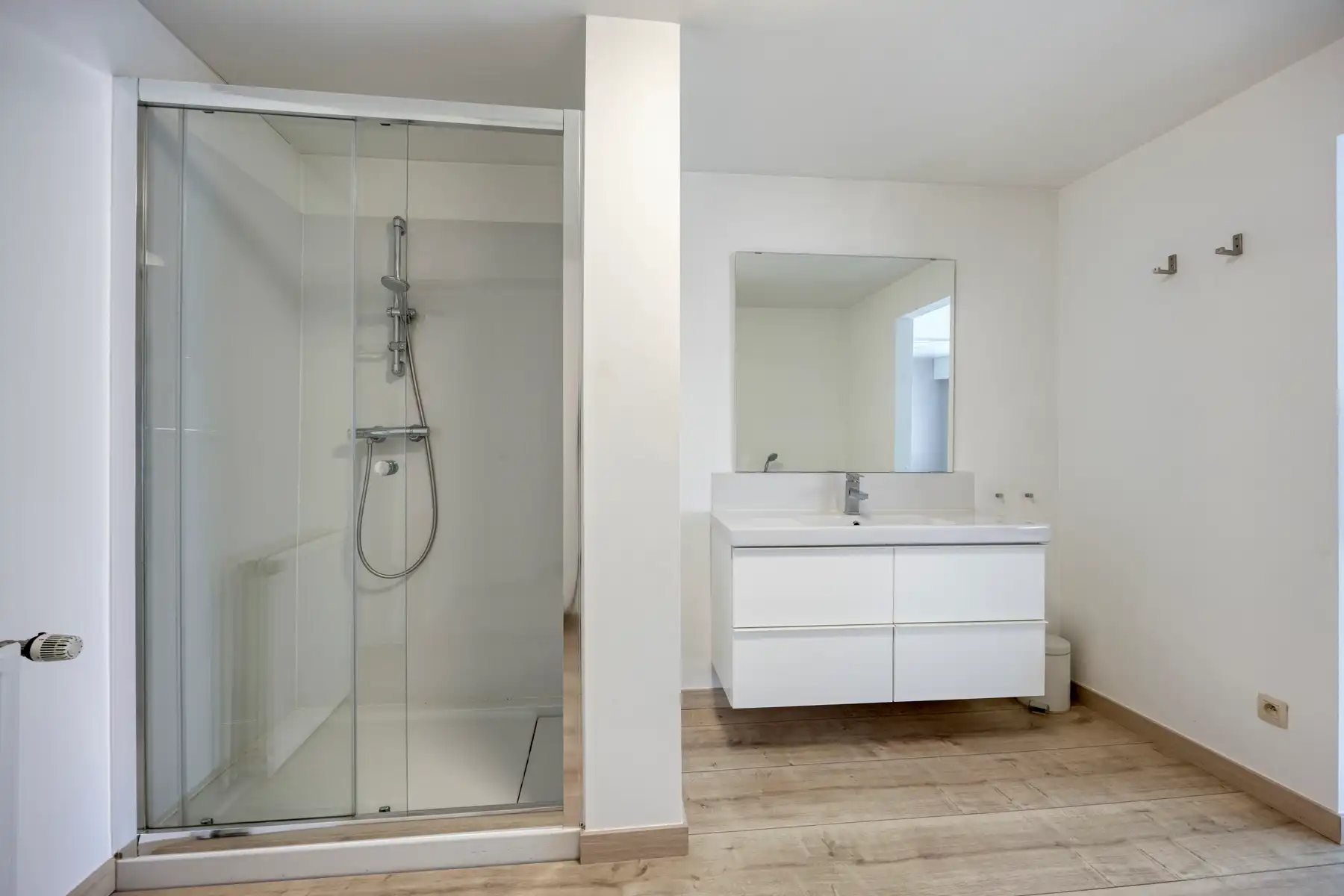 Commercieel gelijkvloers met woonst foto 4