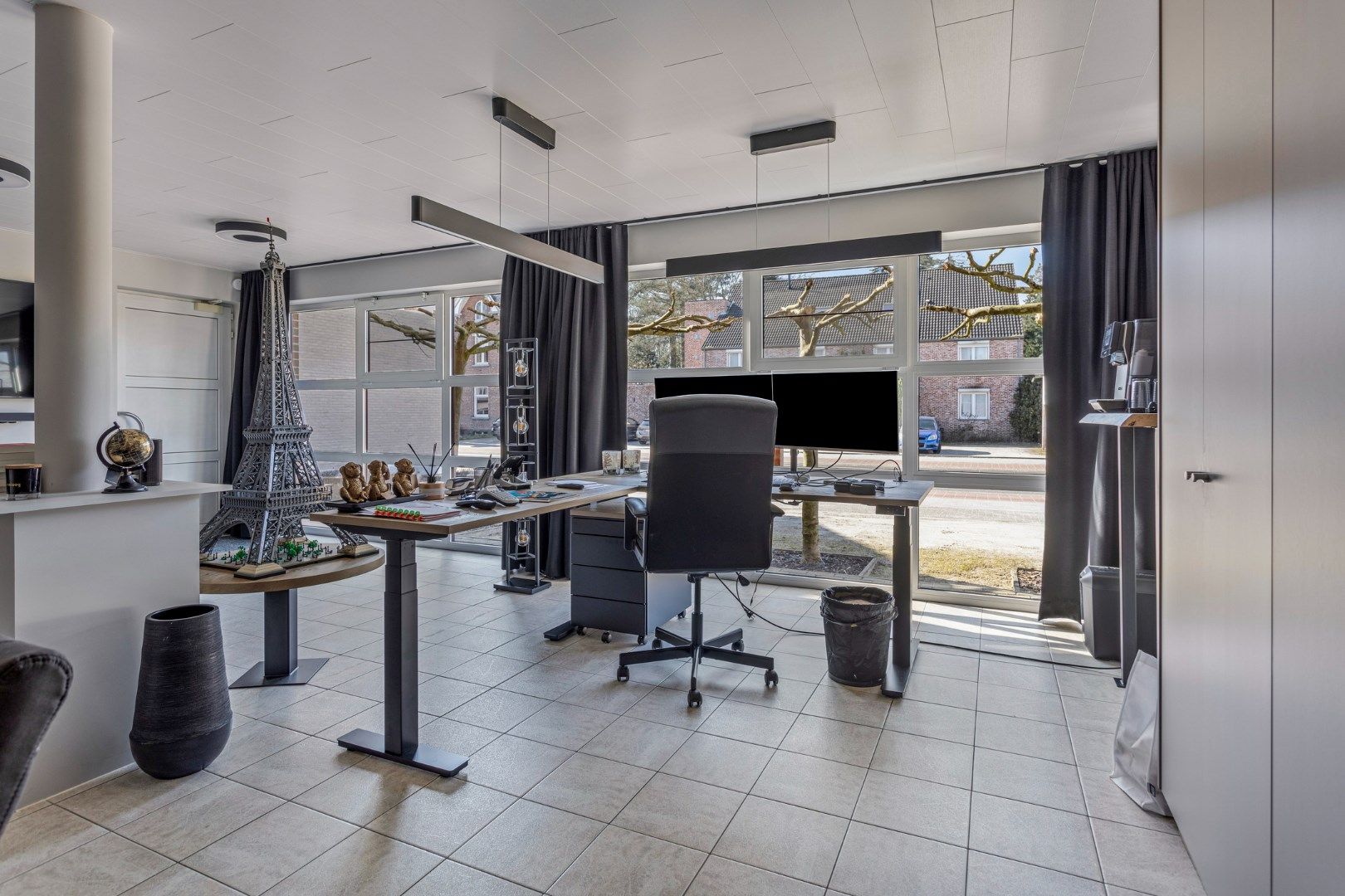 Interessante opbrengsteigendom op een goede locatie in het centrum. foto 35
