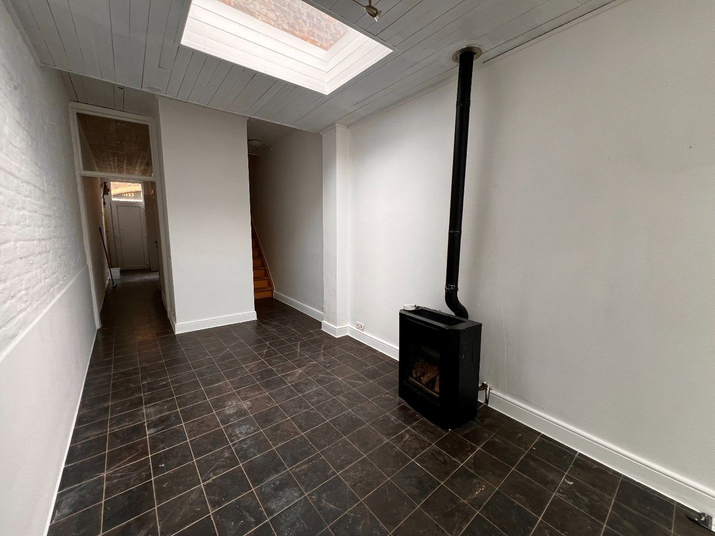 GEZELLIGE WONING MET 2 RUIME SLAAPKAMERS IN IEPER foto 4