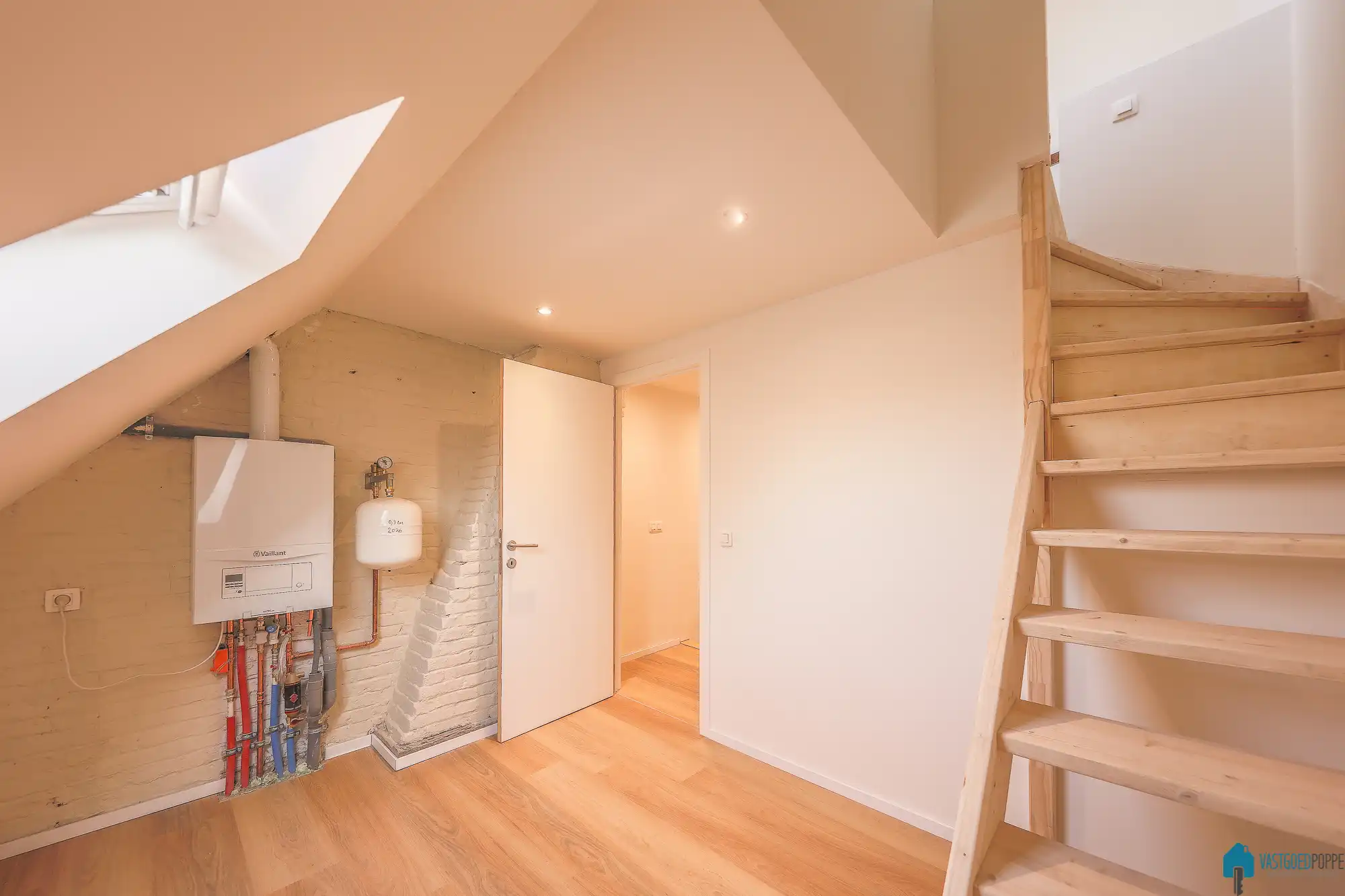 Volledig gerenoveerde stadswoning  foto 19