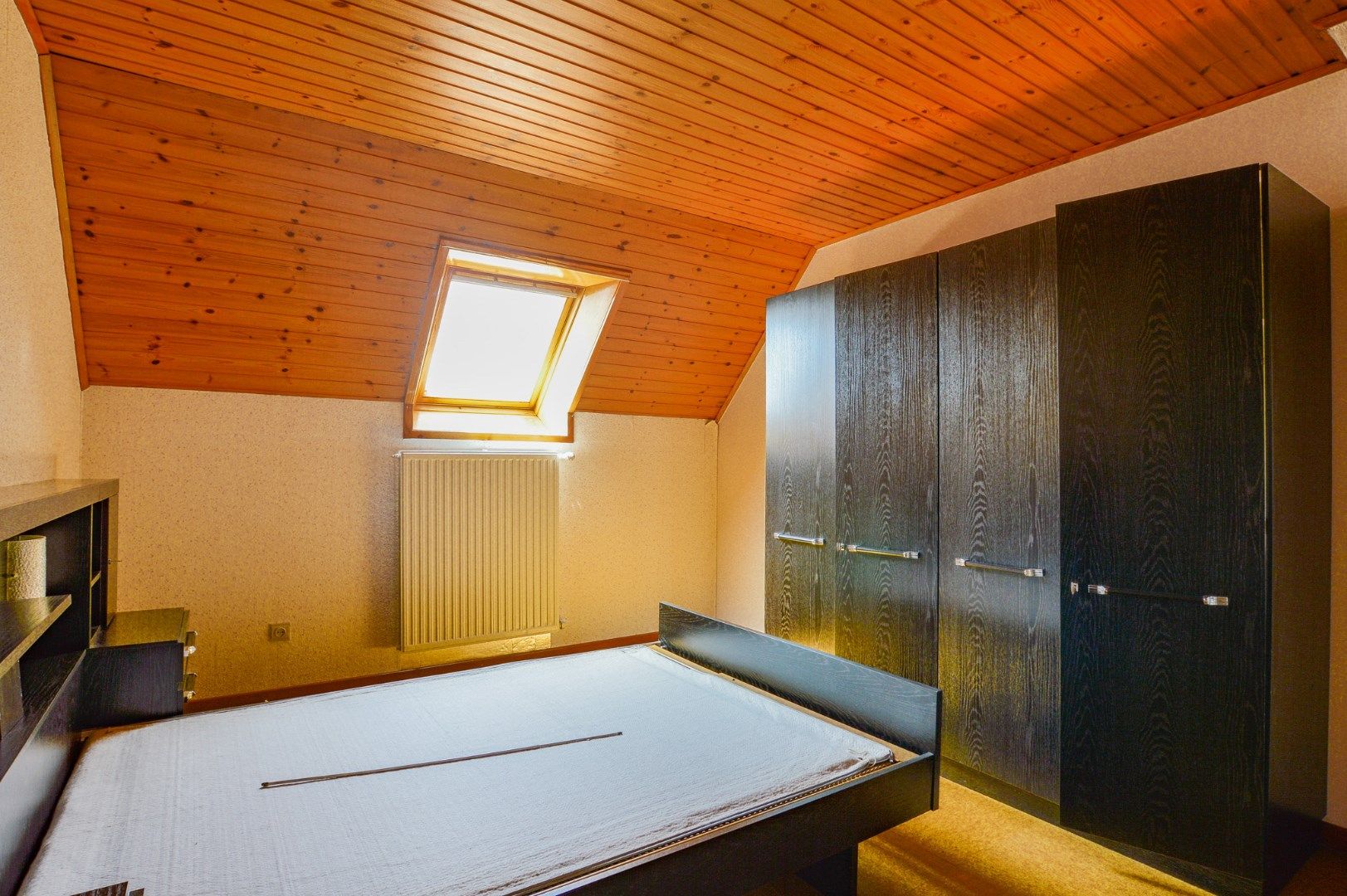 Halfopen woning op ruim perceel van 1.082 m² foto 12