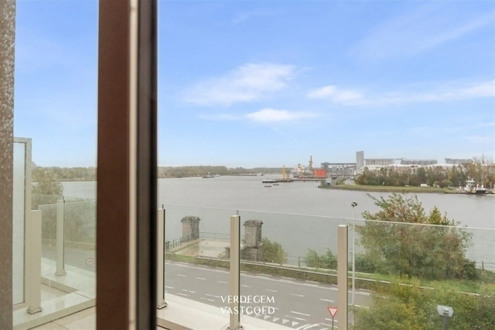 Stijlvolle duplex op toplocatie in de havenzone foto 5