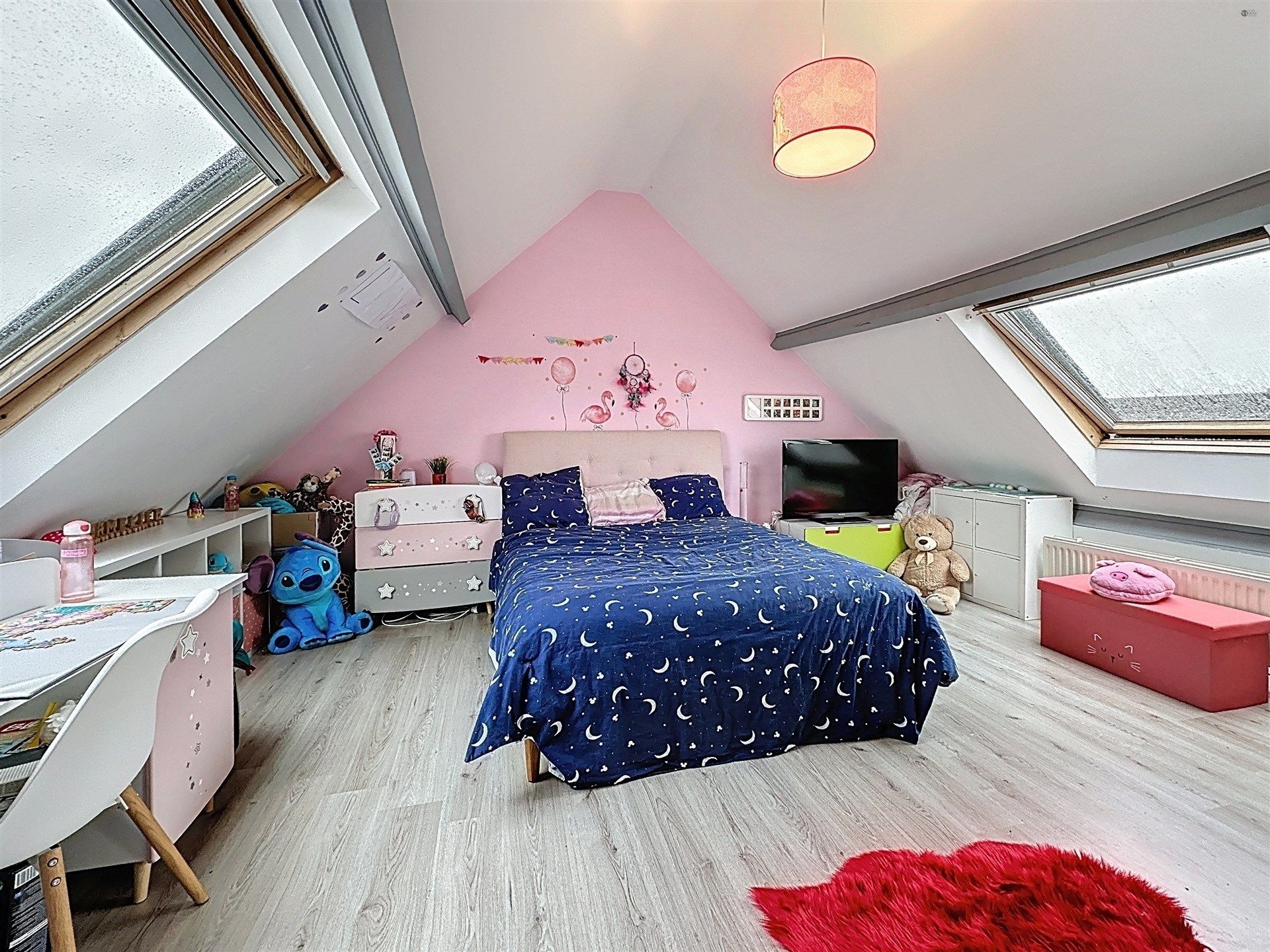 Instapklare woning met 3 slaapkamers en gezellige tuin op perceel van 310m². foto 12