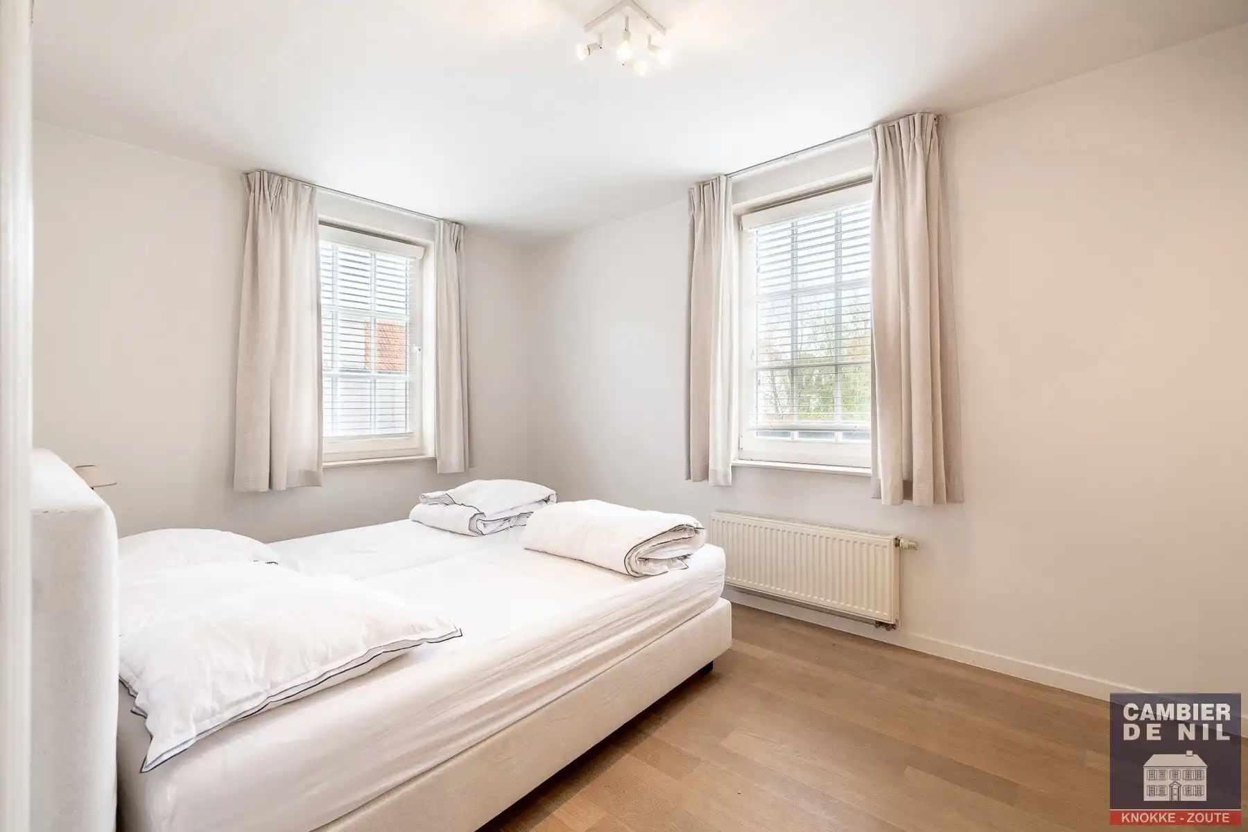 Instapklare , gemeubelde woning gelegen in Oud-Knokke vlakbij de groentenmarkt foto 18