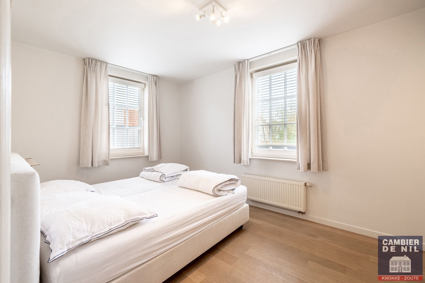 Instapklare , gemeubelde woning gelegen in Oud-Knokke vlakbij de groentenmarkt foto 18