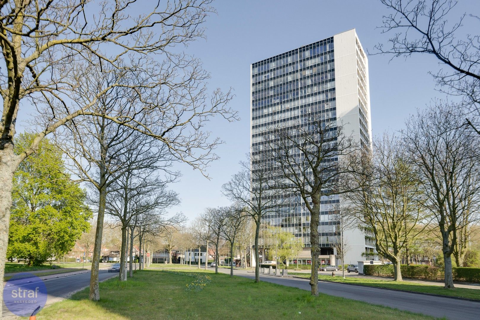 Een prachtig 1-slaapkamerappartement op de 7de verdieping van de Panorama Tower foto 12
