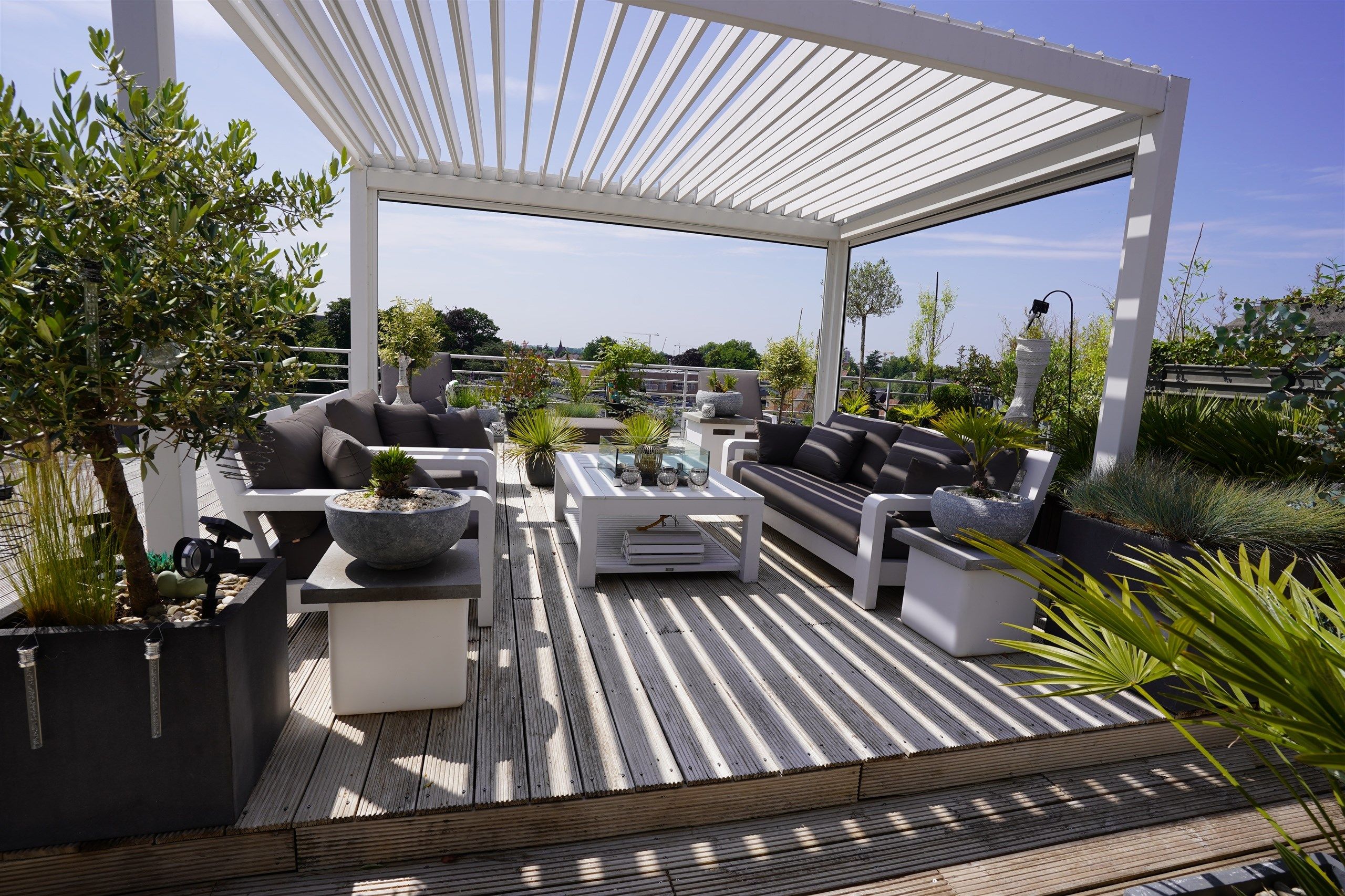 DAK appartement: Een zeldzame kans!  Luxe leven aan de TOP! foto 3