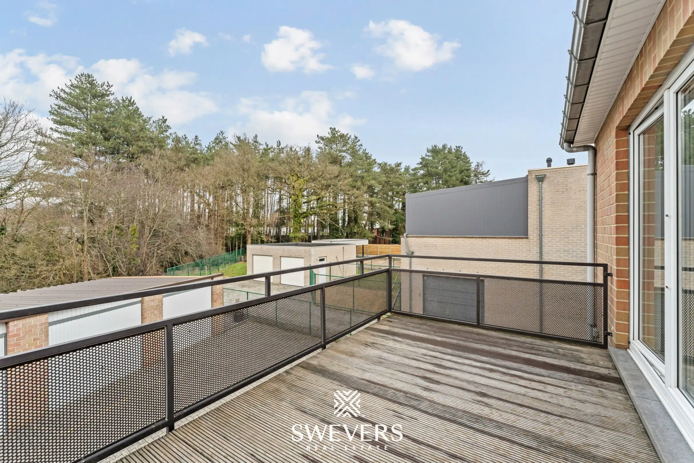 Ruim duplex appartement met 2 slaapkamers, terras en garage in Heusden-Zolder foto 8