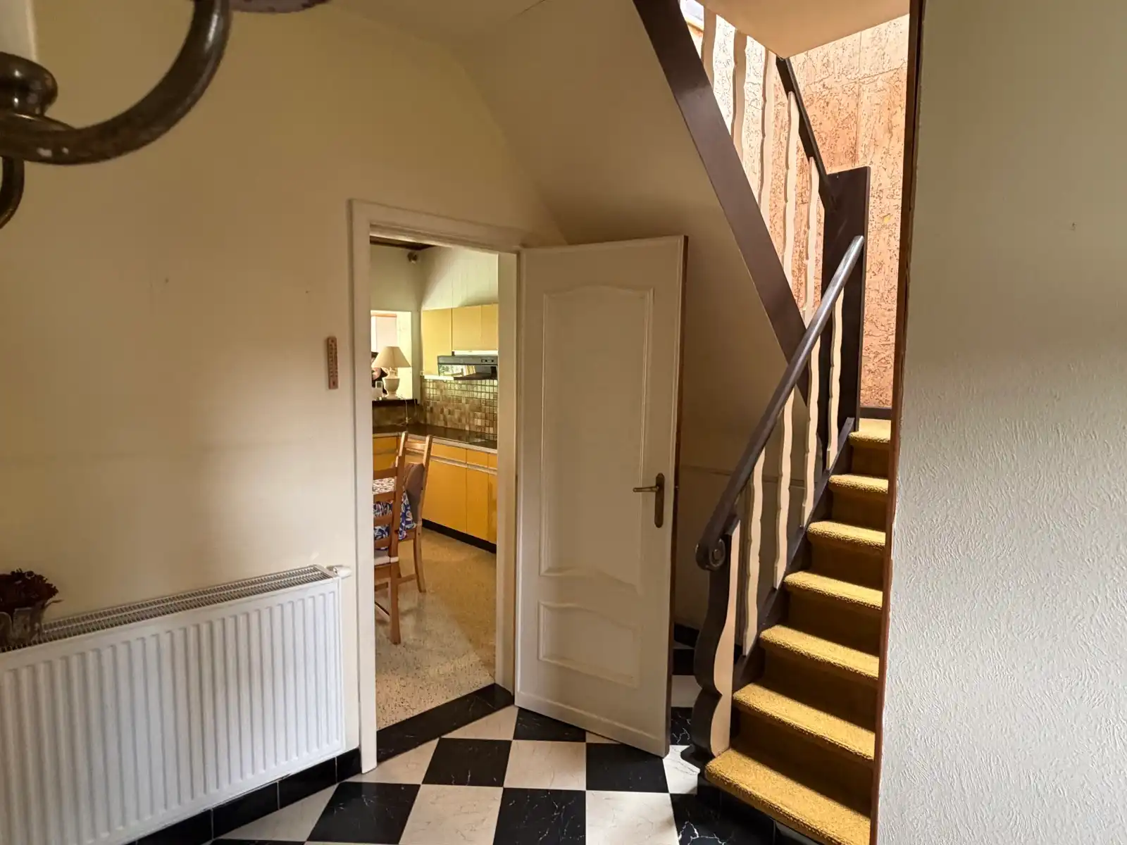 Charmante villa op ruim zuidgericht perceel van ca.14 are foto 5