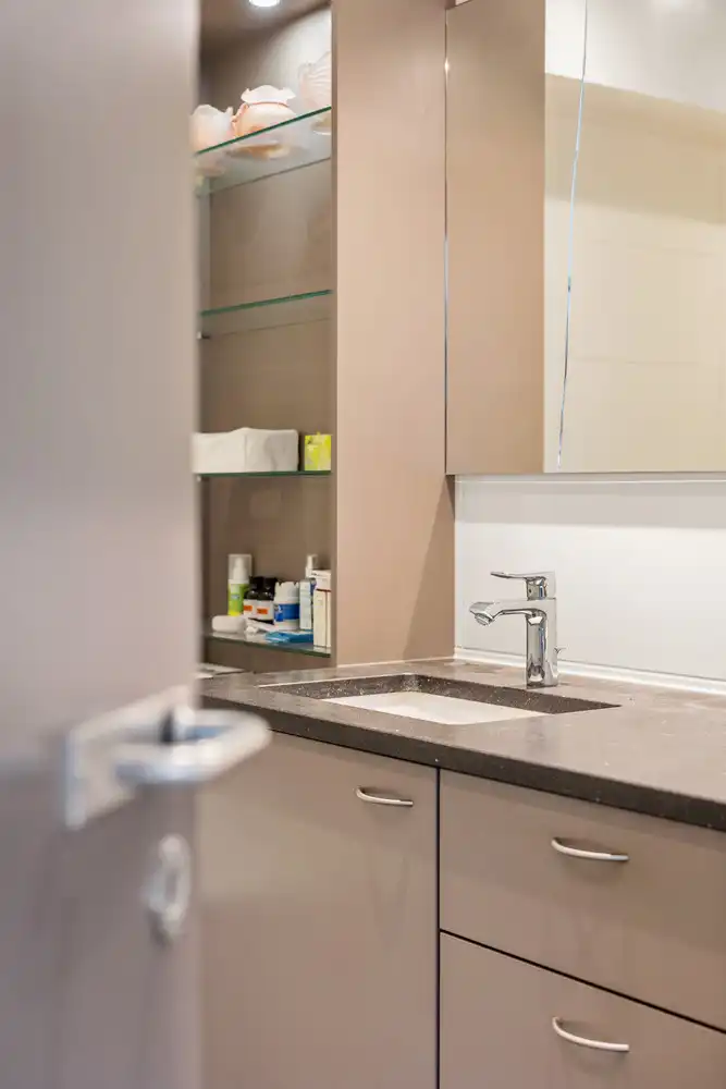 Riante seventies dokterswoning met terras en tuin op gegeerde locatie foto 21