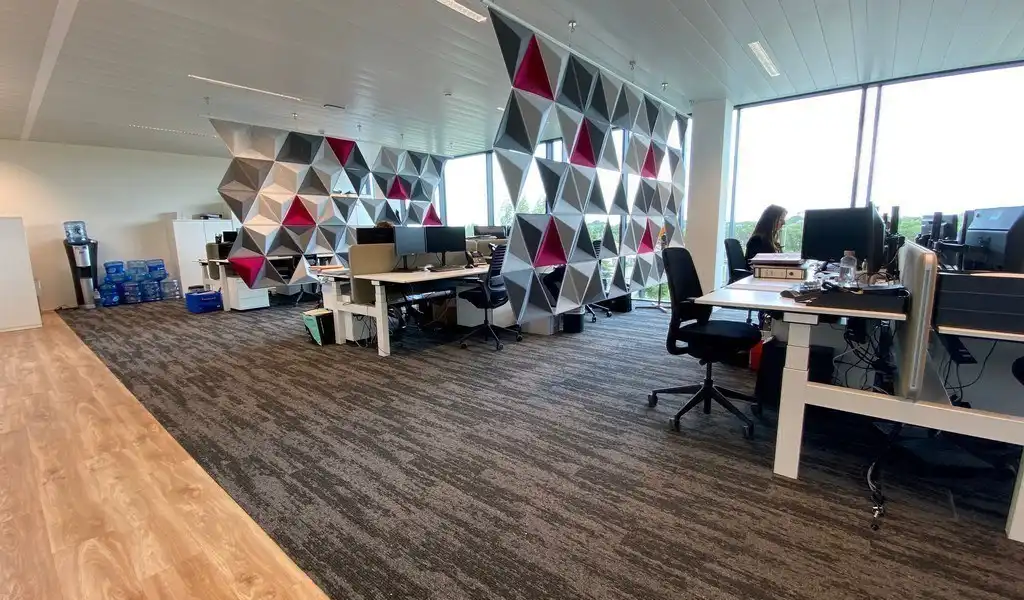 Full service kantoren in d'Office Gent aan The Loop foto 12