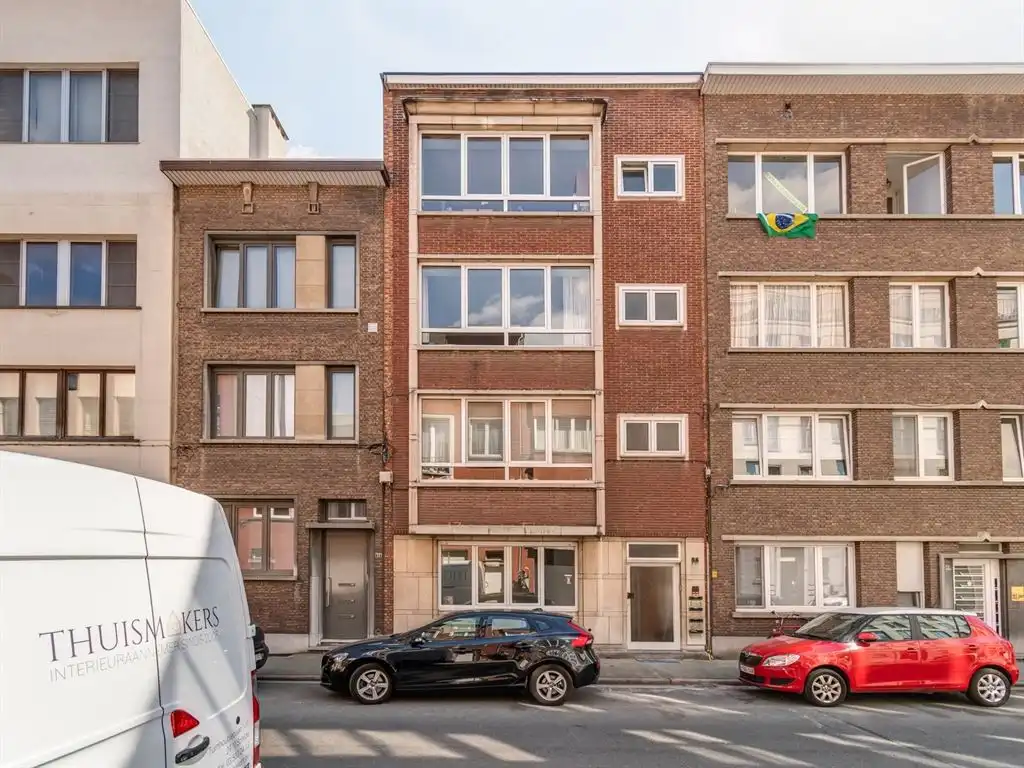 Instapklaar appartement in hartje Zuid foto 13