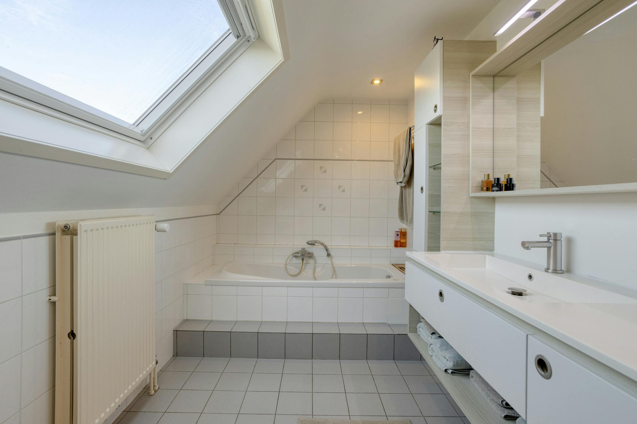 Alleenstaand huis op toplocatie te Rumbeke foto 11