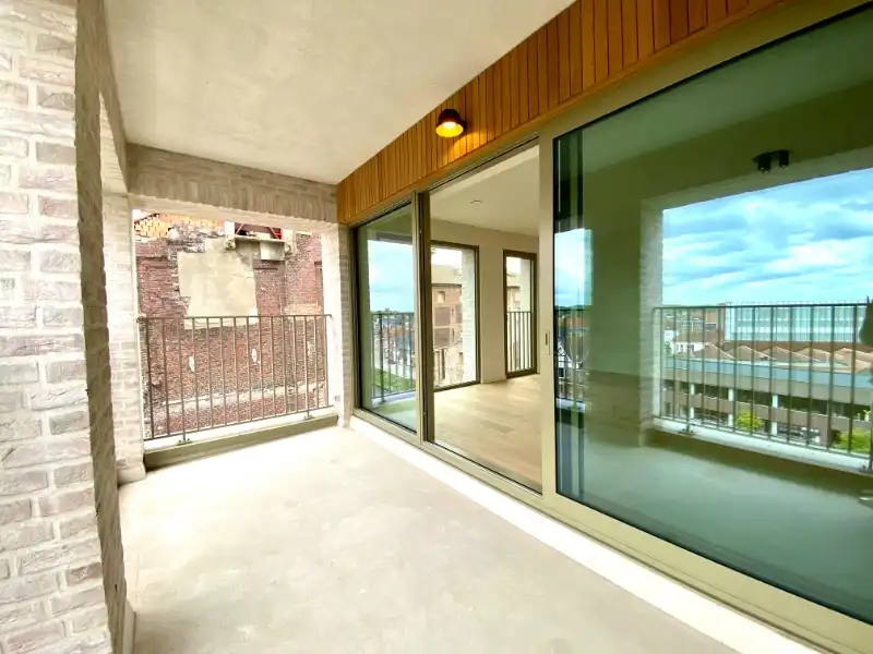 Instapklaar recent appartement met 2 slaapkamers foto 20