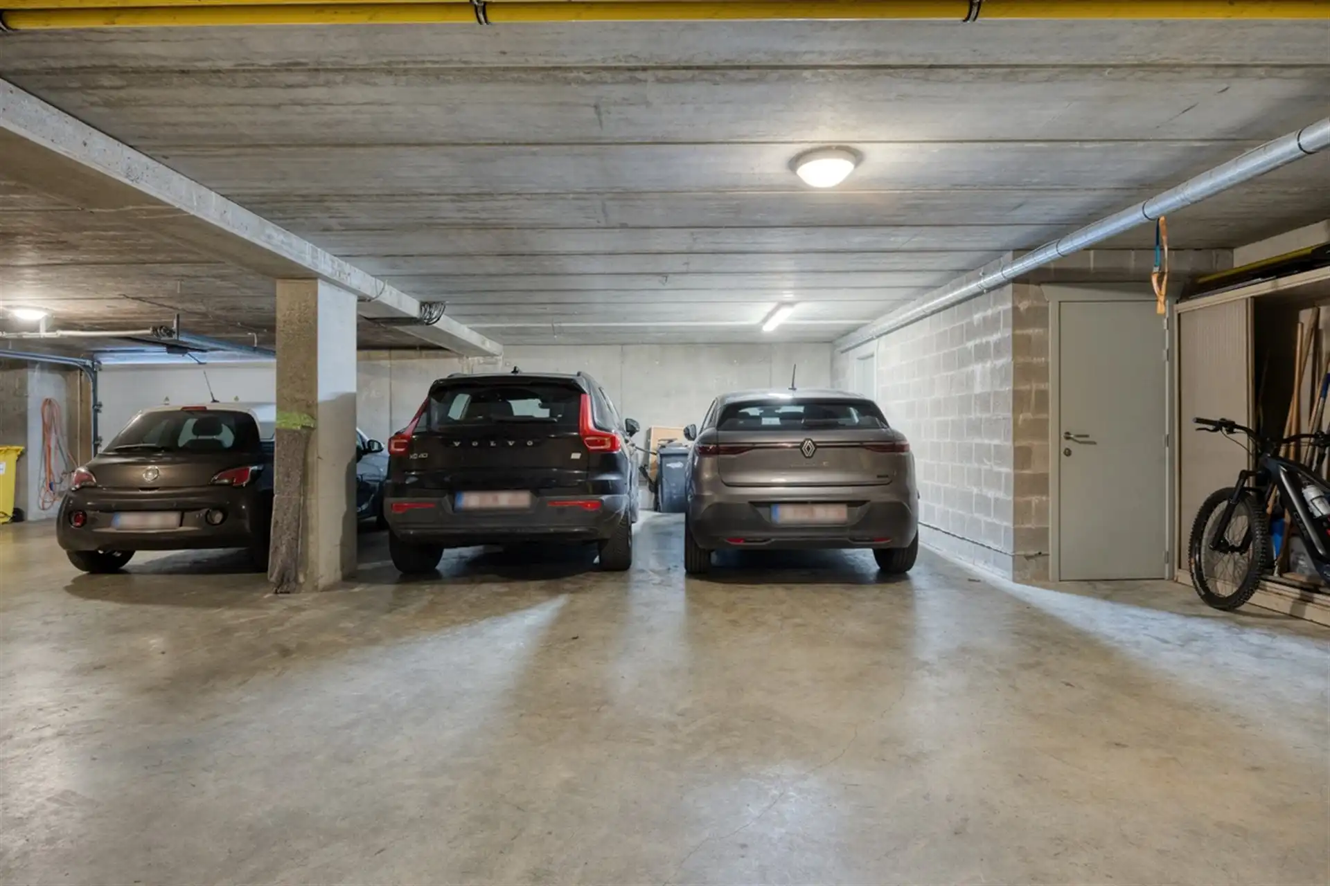 Instapklaar duplex penthouse inclusief twee parkeerplaatsen, met groen uitzicht in het centrum van Ottenburg. foto 19