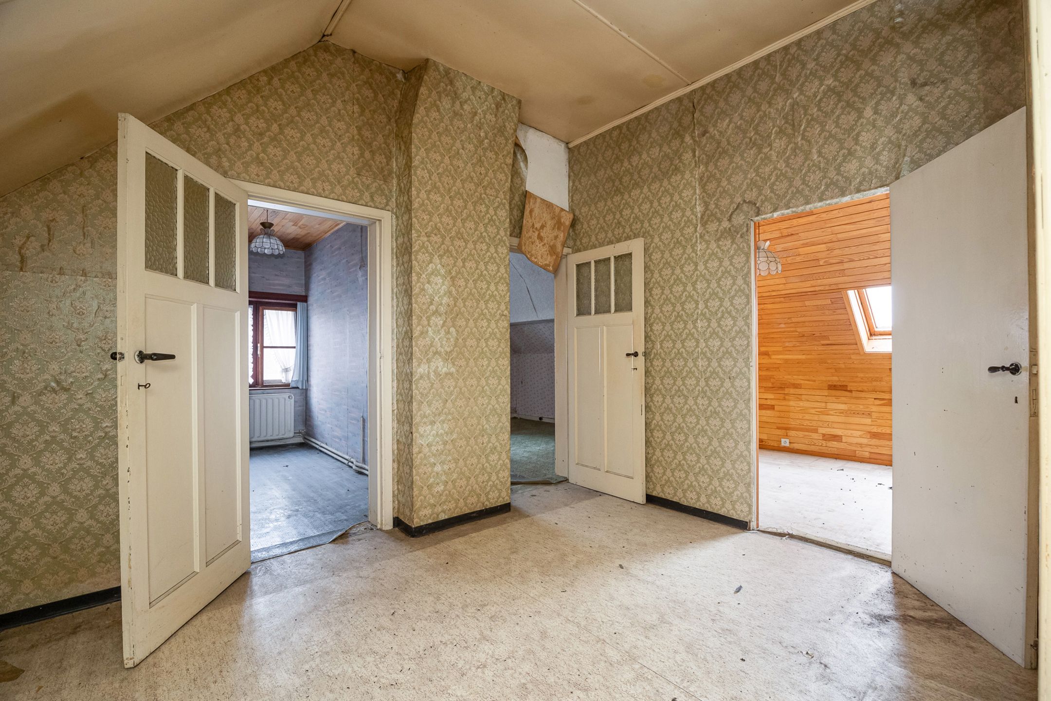 Te renoveren woning op 756m² vlakbij centrum foto 9