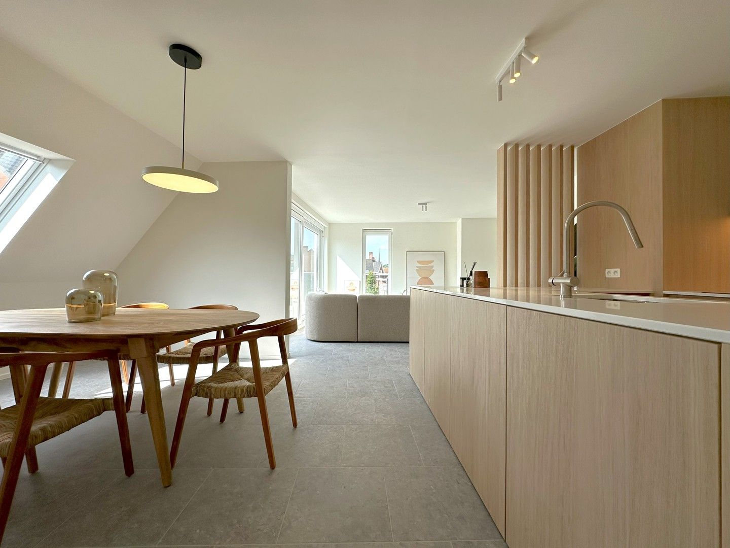 Nieuwbouw penthouse met zuidgericht terras op een topligging in Tielt! foto {{pictureIndex}}
